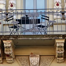 Interesting balcony in the center